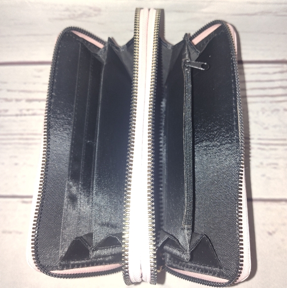 Women's Pink Double Zip Clutch Wallet - Picture 3 of 4